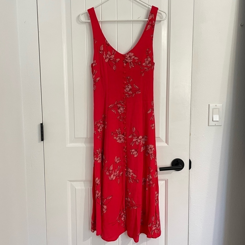 Lulu’s Red Floral Sleeveless Back-Bow Midi Dress